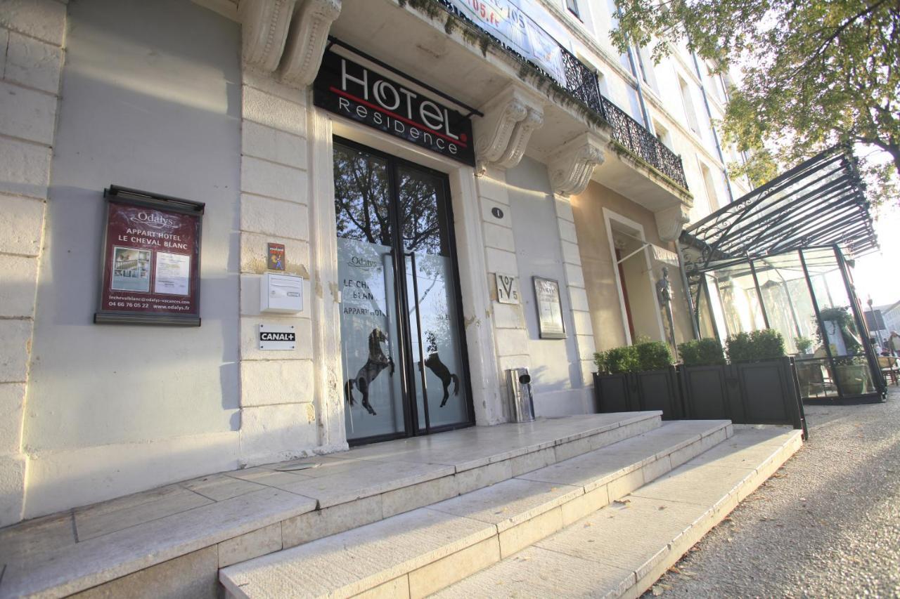 Appart'hôtel Odalys Le Cheval Blanc Nîmes Extérieur photo